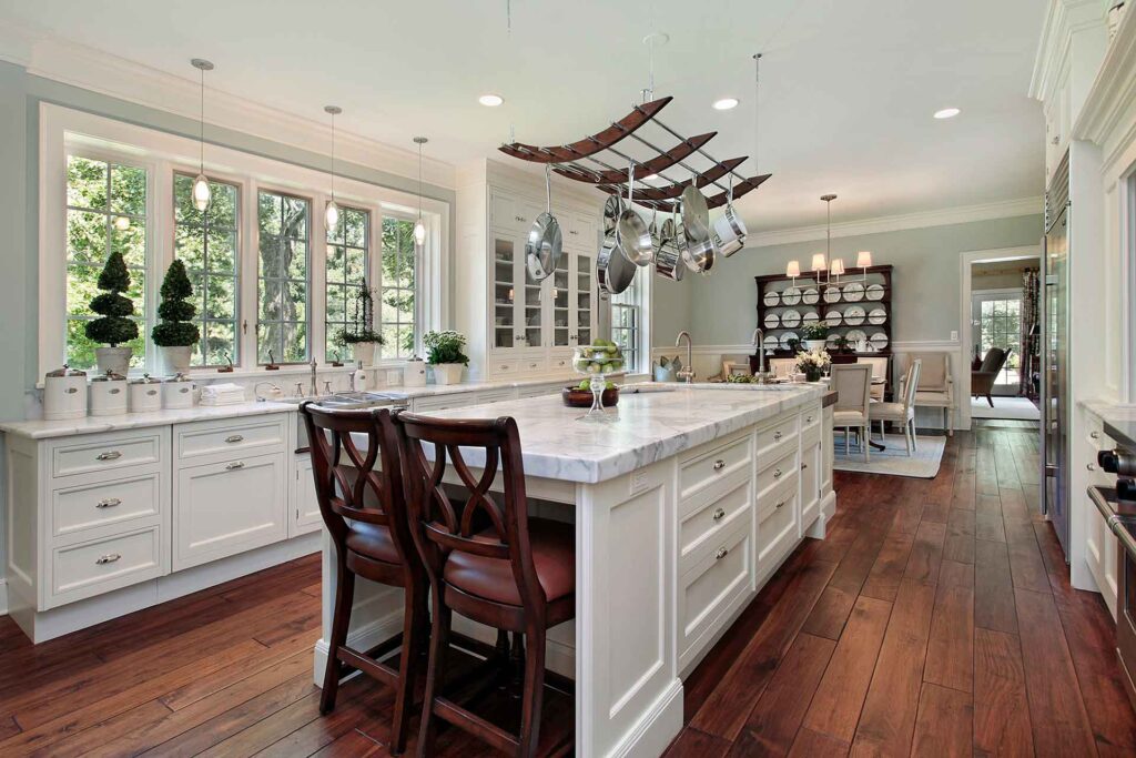 White-modern-kitchen